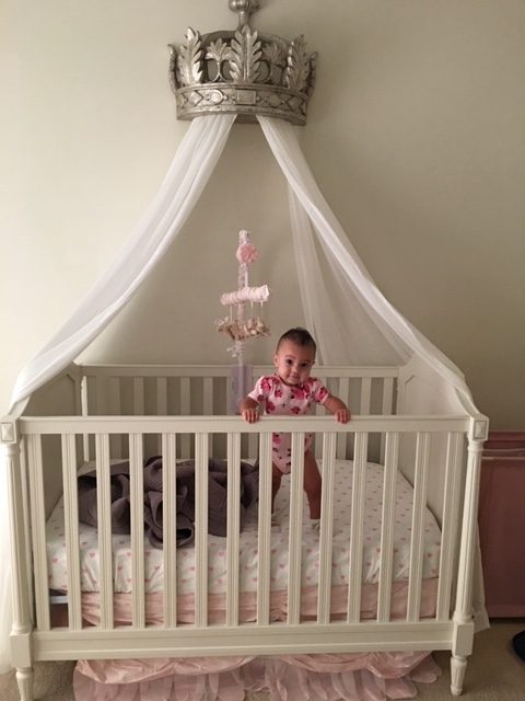 Baby-Standing-Crib
