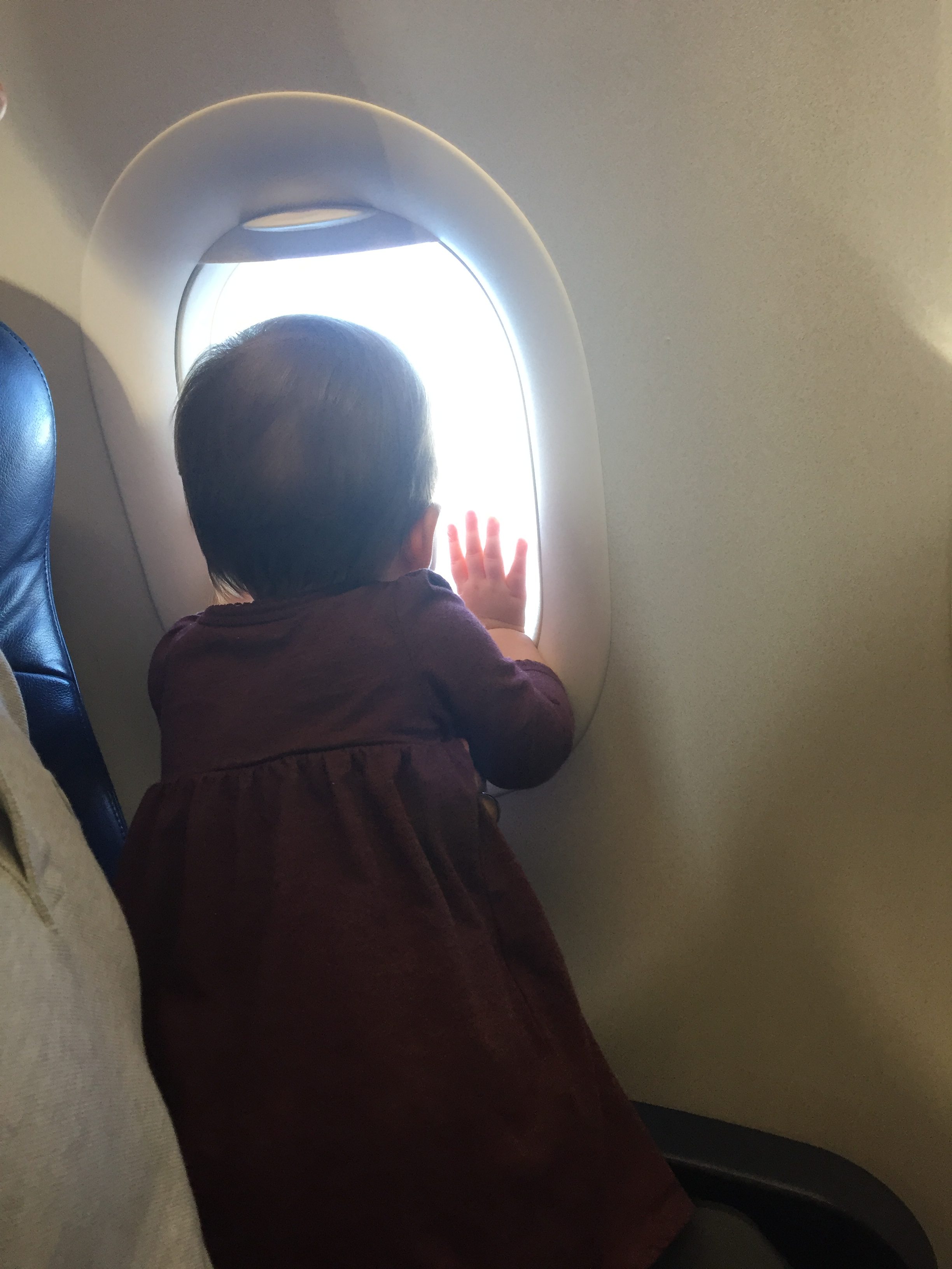 busy-toddler-flying-tips